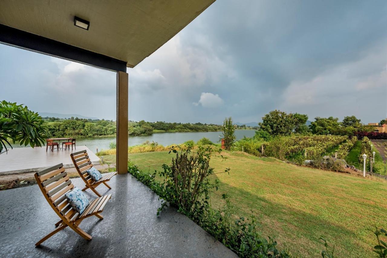 Saffronstays Rose Vineyard By The Lake, 나식 외부 사진